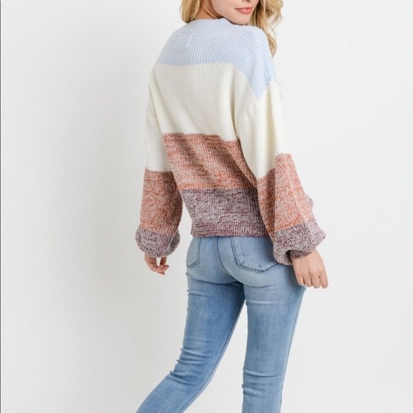 🌟SALE🌟Balloon Sleeve Sweater - Picture 4 of 6